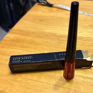 Avon Ever Glaze Lip Ink in Bold Fushia